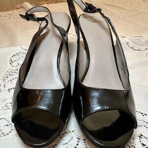 Nine West Black Platform Slingbacks
